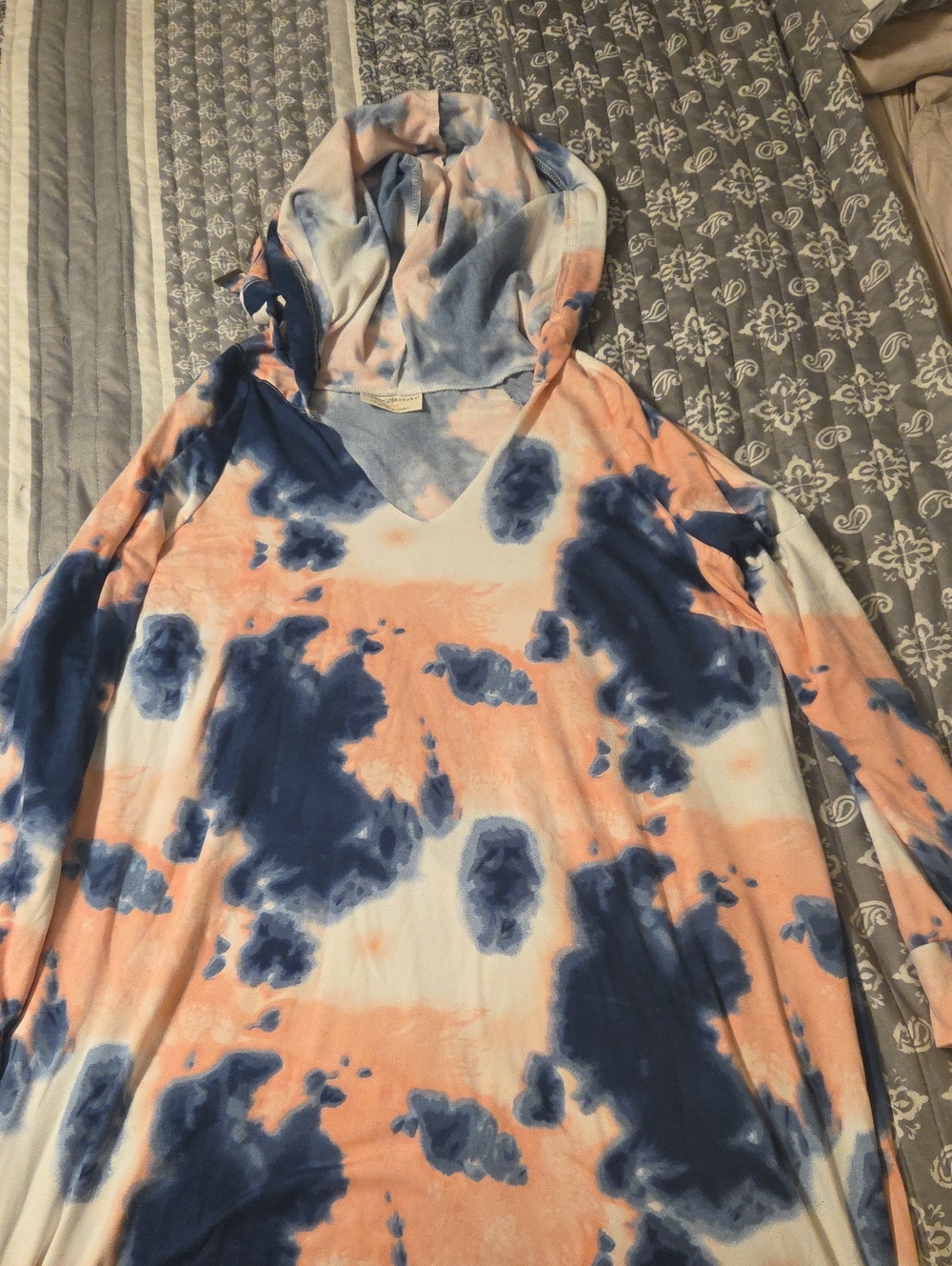 Bobbie Brooks Blue and Peach Tie-Dye V-Neck Hoodie